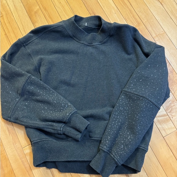 LULULEMON SWEATSHIRT - Picture 1 of 4